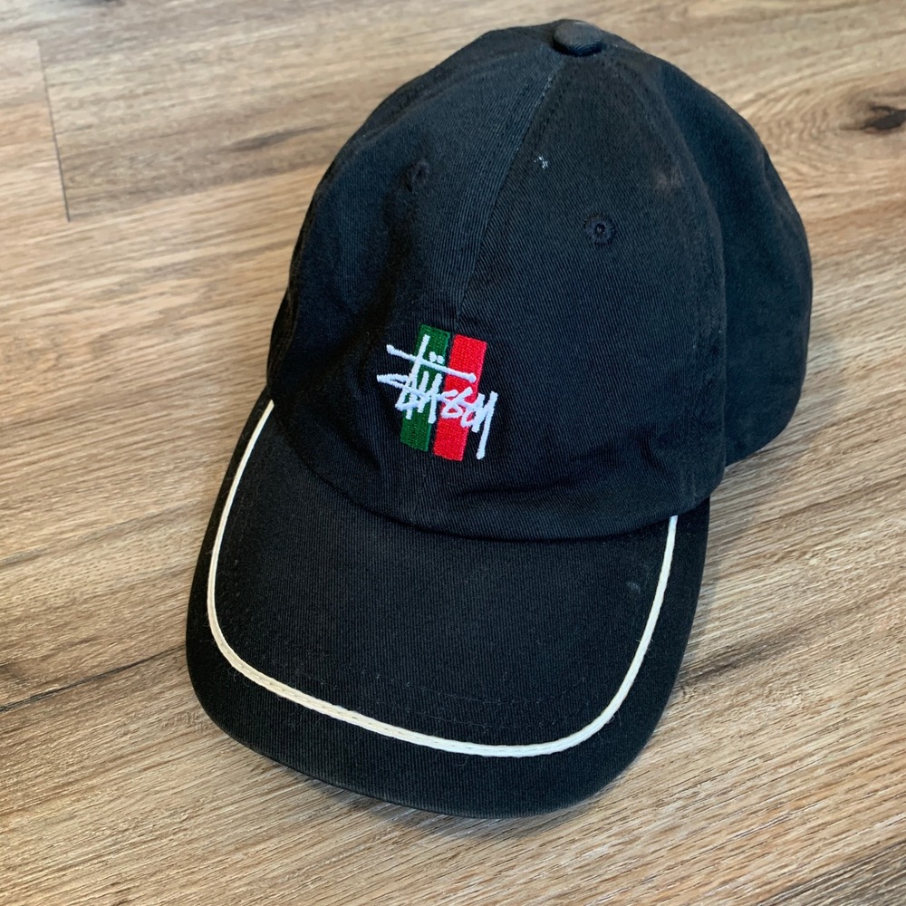 Stussy Classic Stock Low Pro Cap Embroidered Logo White Piping Cap 131756